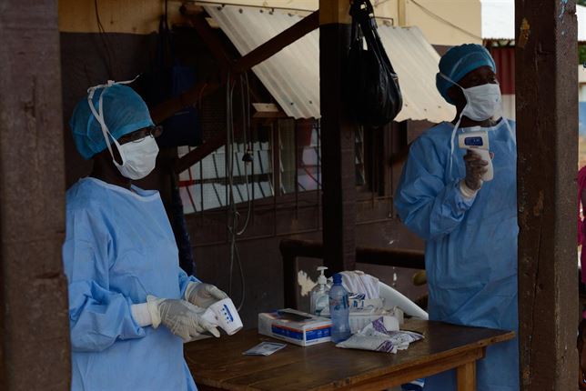 Inventan una vacuna contra el Ébola con alta efectividad: 4.000 personas no se contagiaron